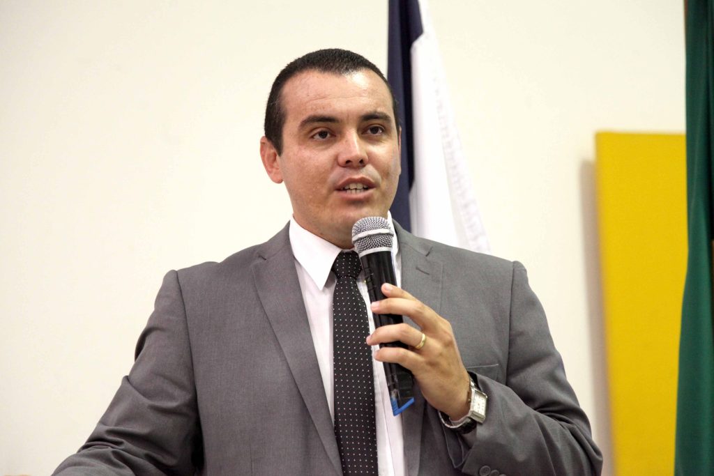 Utramig inicia Projeto Trampos